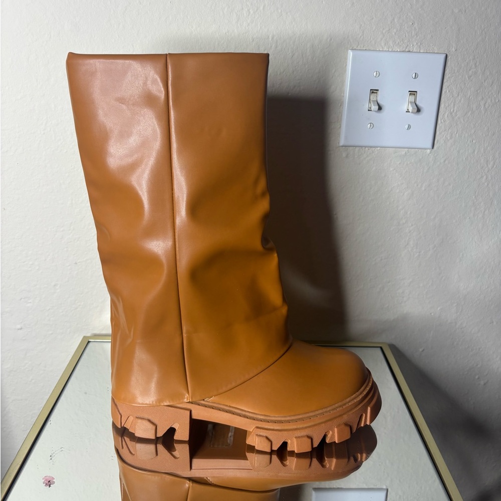 Tan Women's Boots